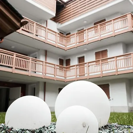 Hotel apartamentowy Ai Suma