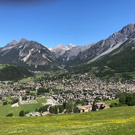 Ai Suma Lägenhetshotell Bormio